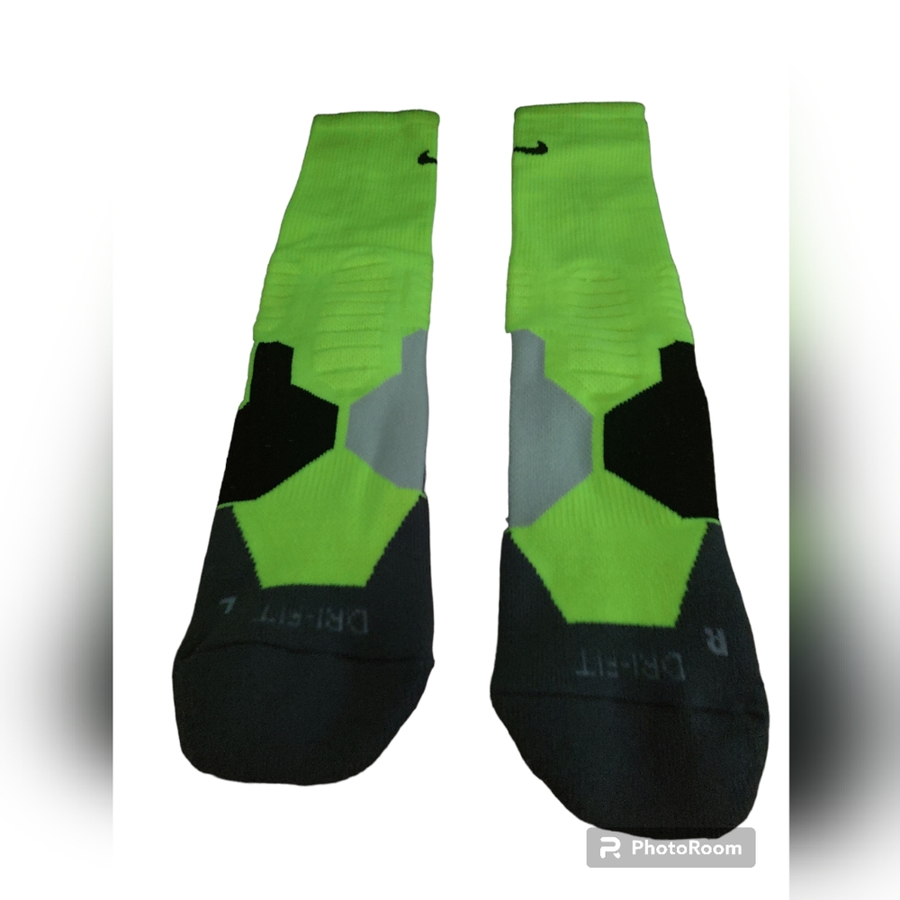 Nike Elite Cushioned Crew socks Dry Fit Size Large Basketball thick cushioning